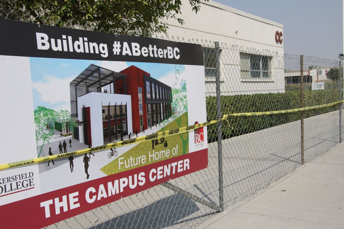 ABetterBC2016's tweet photo. There has been a delay in the fencing so the walkway north of the Campus Center is still open! We will make sure to post an update as soon as we know more about when it will be closed. #BuildABetterBC #ABetterBC #WeAreBC #KCCDMeasureJ https://t.co/D2adyEaE4e