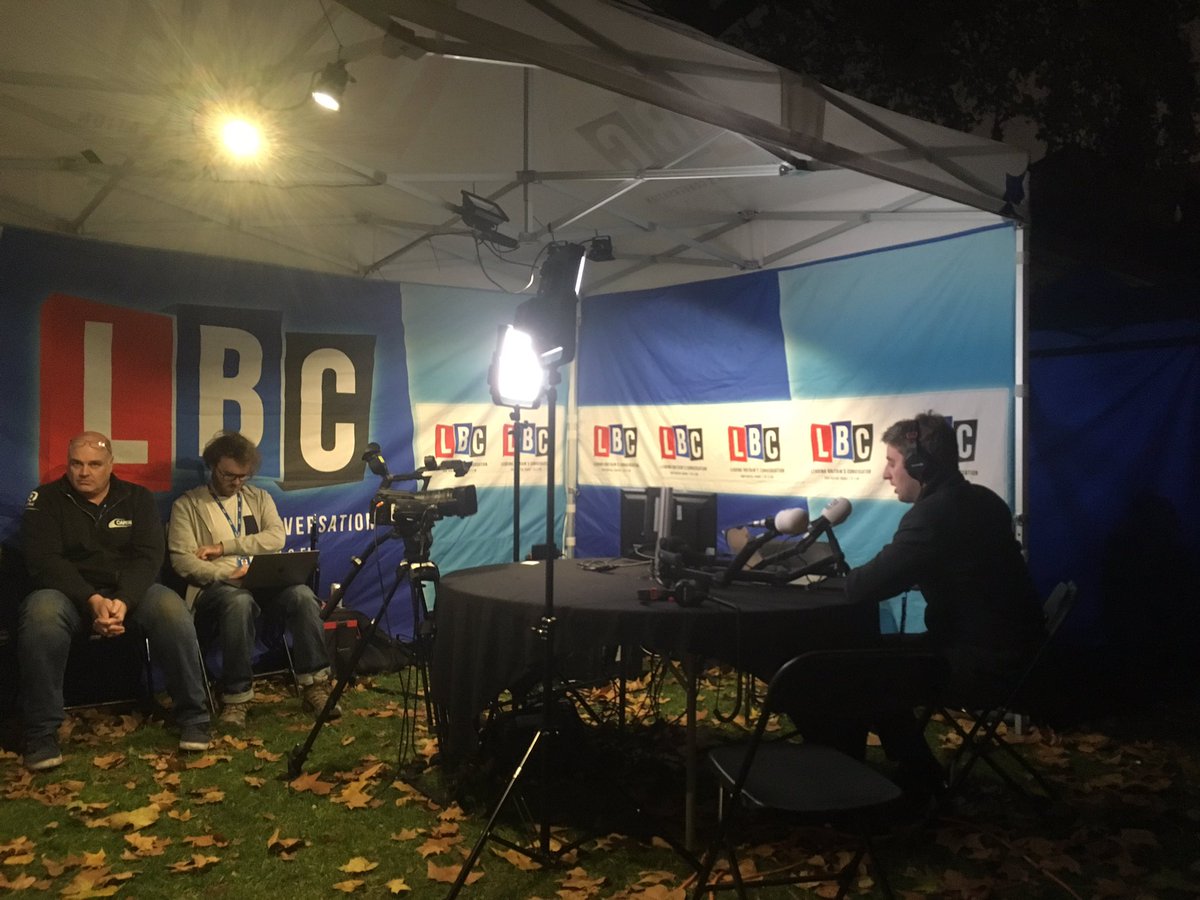 thisChrisSmith's tweet photo. Friday: LBC Brexit coverage at College Green
Monday: Heart Live with Ed Sheeran at Under The Bridge https://t.co/L9Y8ClBm26