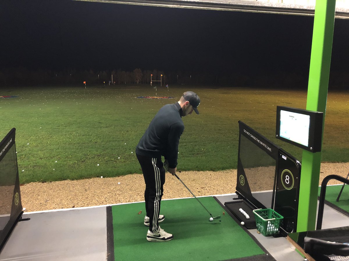 fatcat42's tweet photo. Good night trying out @BostonWestGC new range, protracer works a treat and it’ll be a right crack when it’s bit warmer. Good idea by the bday boy @marcgee1395 https://t.co/UVrc9DNah4