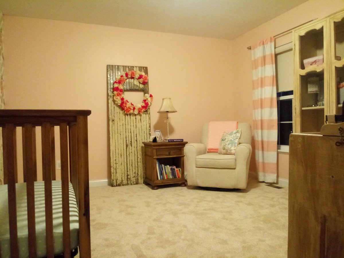 LtdRenew's tweet photo. Check out this nursery that we finished this week! What do you think of the wallpaper accent?

https://t.co/F9cOCRCAUs https://t.co/lrxnn6lVtD
