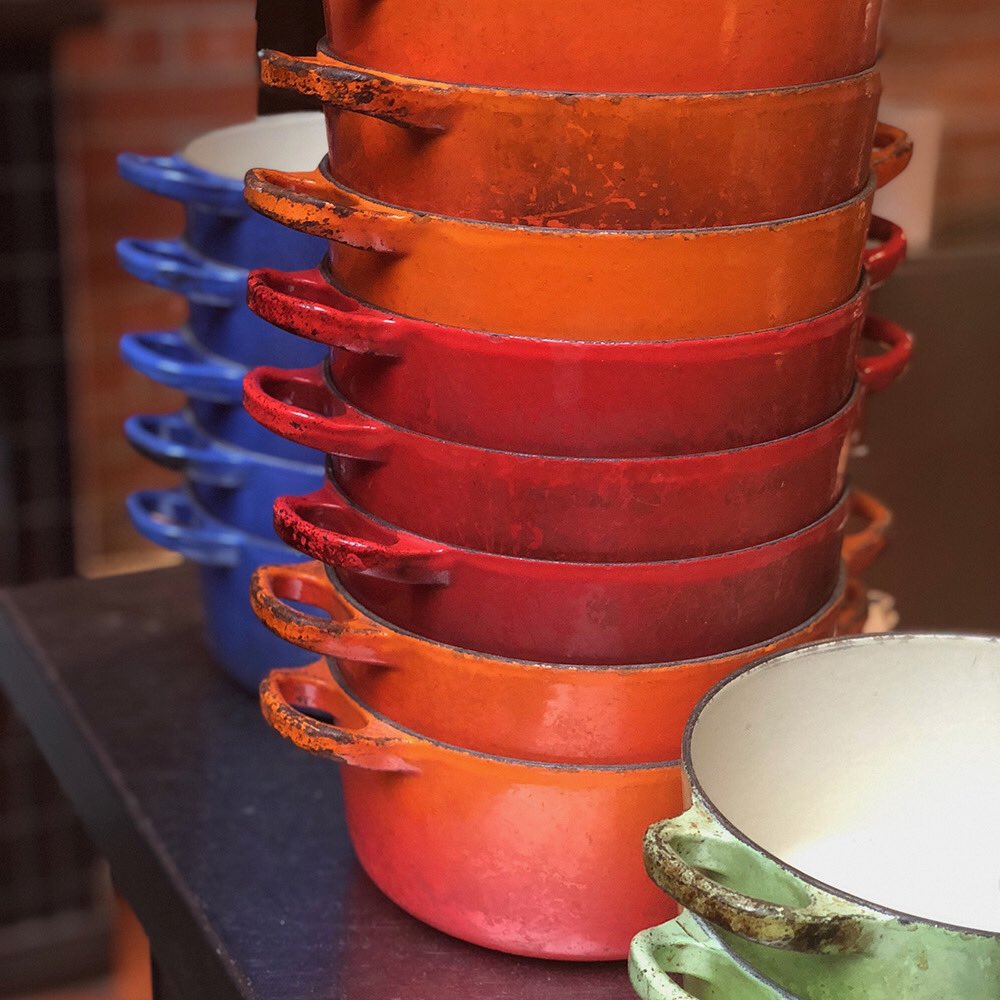 Have you tried our West Coast cuisine? Choose from a large selection of seafood, steak, game and pasta prepared fresh from our kitchen. Lunch, appies or dinner, we're sure you'll be impressed! #yycfood #foodie #gourmet #yycdining #stephenave