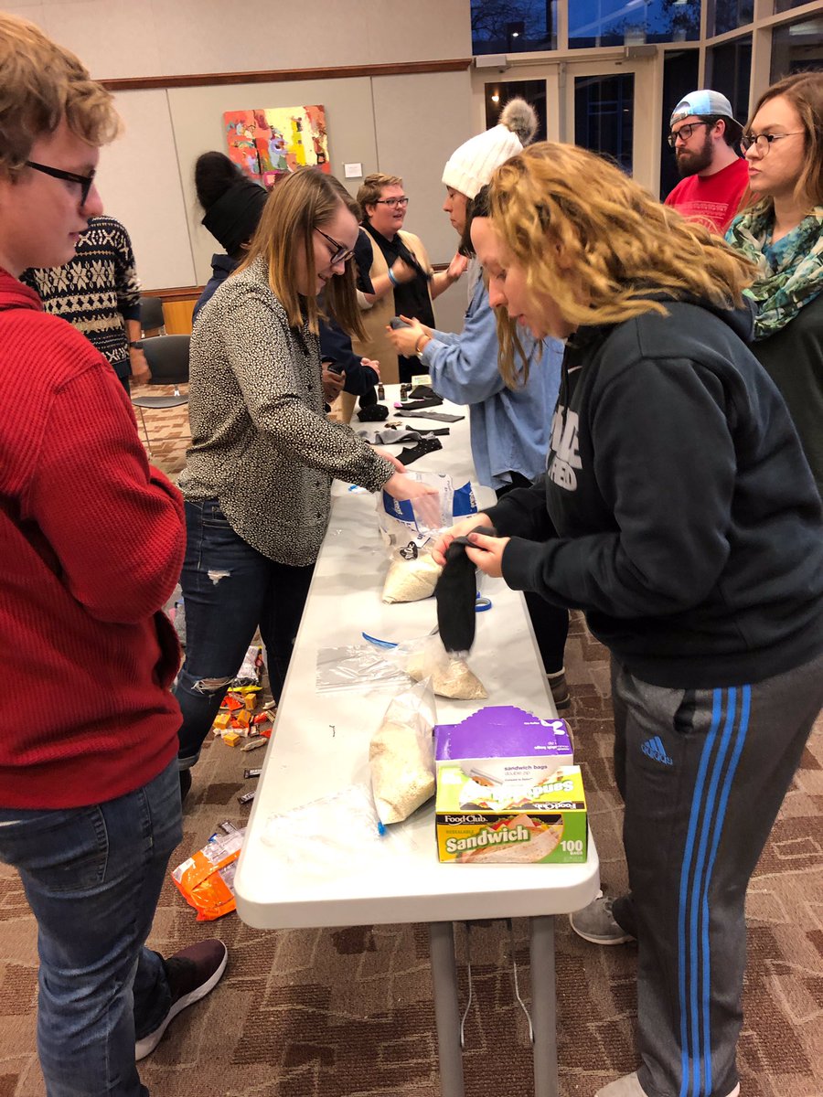 BSU_NRHH's tweet photo. Today our chapter made some hand warmers to pass out on campus in the cold winter months! So be sure to look out at the scramble light for us sometime soon! https://t.co/6bhv5LgTCg