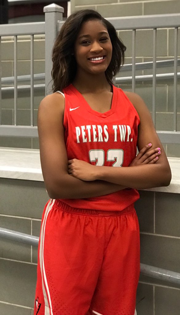 JourneyT_2's tweet photo. Excited for the season!! 🏀🏀#SoGrateful #GoPeters @Peacepilgram @QWESIDANSO1 https://t.co/nc1MiYqoZ9