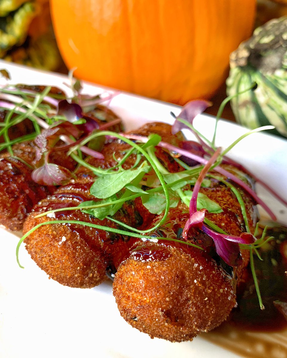 Thanksgiving vibes with our pumpkin croquettes. 😍