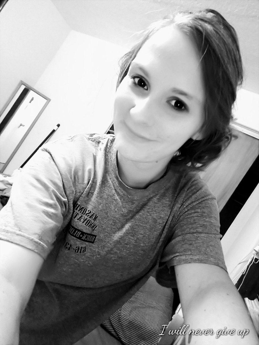 leannamichell13's tweet image. 😍😘 i will never give up we only live once so we gotta make it worth it in the end. 😍😘