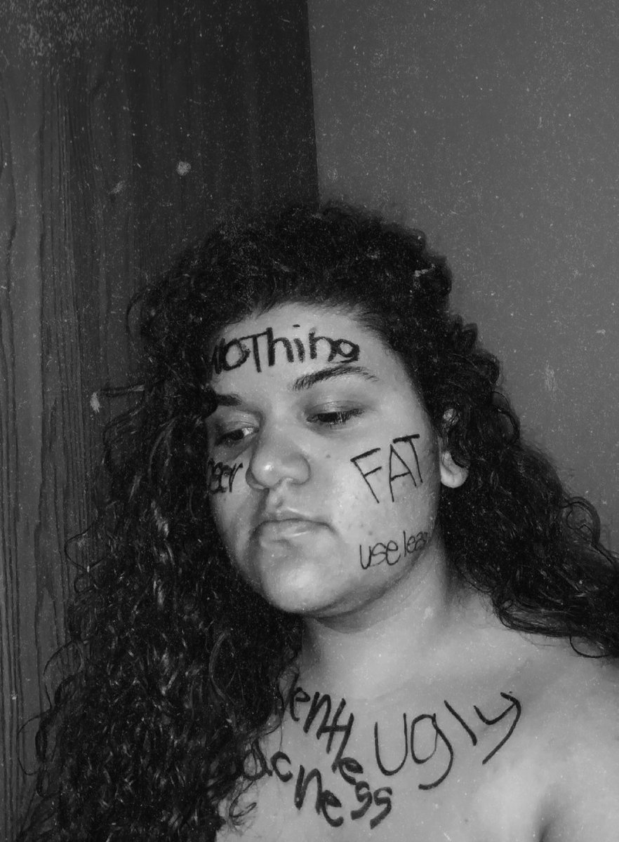 dadddynialler's tweet photo. I strip with little mix #StripForLittleMix @LittleMix 🖤🎶 My dream is to be a singer and no one is going to stop me from making my dream come true. Ilysm girls, thank u for inspiring me 💕 words won’t bring me down to make my dream come true. https://t.co/5CXXo5Kn0S