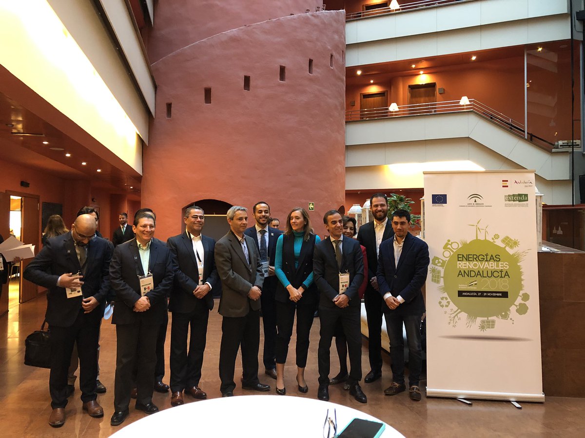 patricoonic's tweet photo. #EnergiasRenovable es el tema de la jornada de hoy de @extendajunta en @RiberaTriana y empresas procedentes de #Chile #México #Argentina #EmiratosArabes. Esta tarde resumen en video en @empresaexterior https://t.co/zRMLctcFrM