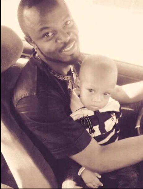 douglas_mytch's tweet photo. Segun Onibiyo's case has been adjourned till 19th december. He has been Denied bail and still remanded in prison. 
Is this the change they promised us? Man has a kid and wife to feed.  #freeSMG 
@segalink @KadunaK @henryshield @renoomokri @CivilRights https://t.co/bR0ojCrdyQ
