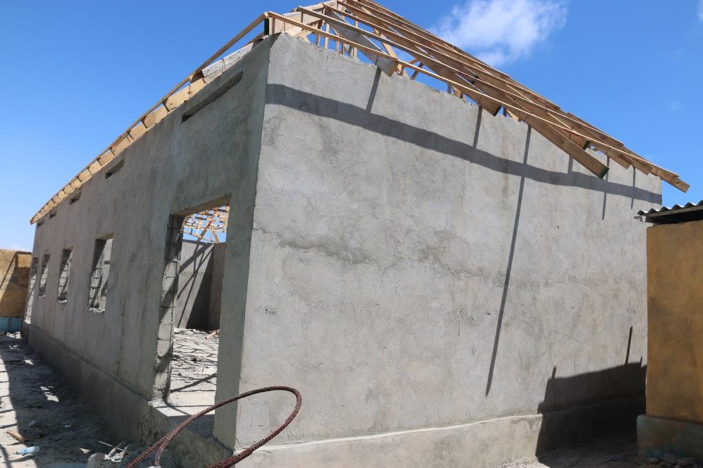 tabarwadaag's tweet photo. Expansion of Hobyo Hospital with a maternity wing, Watertank &amp; perimeter wall will no doubt contribute to good service delivery, secure the facility &amp; its land, enhance patient privacy, reduce child  &amp; maternal deaths. Mothers will no longer seek maternity services outside Hobyo. https://t.co/LBwn726Kwu