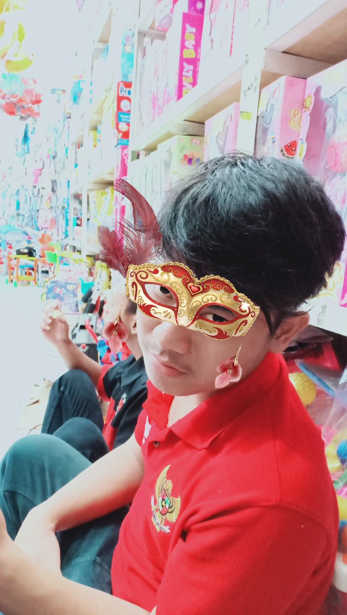 adimirjaya2's tweet photo. Hidup itu sulit, tapi lebih sulit manggul kareta😁 https://t.co/l1Dt8hpjt3