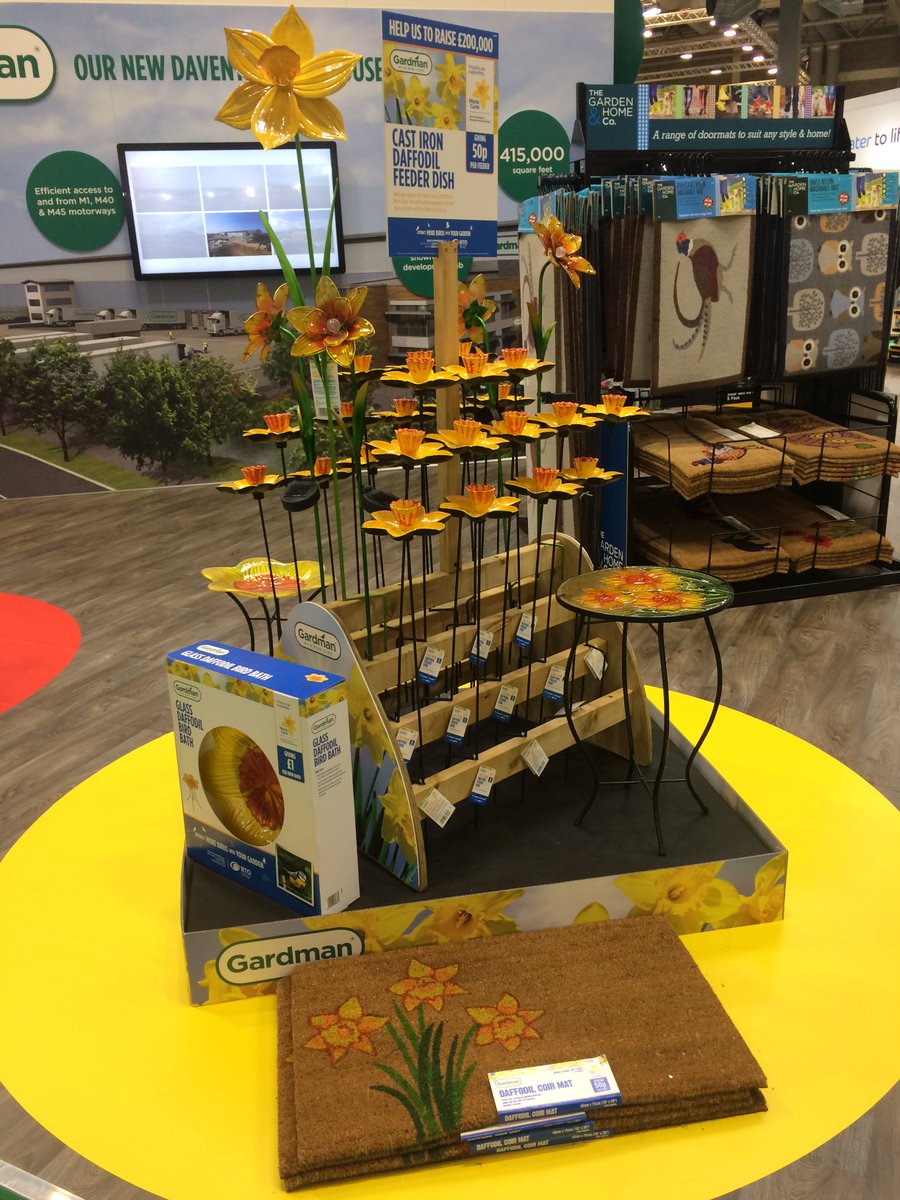 <a href="/GardmanUK/">Gardman</a> Happy #GivingTuesday! Thank you for supporting us with your amazing daffodil products. The money you raise helps us to provide care &amp; support for people living with terminal illness.