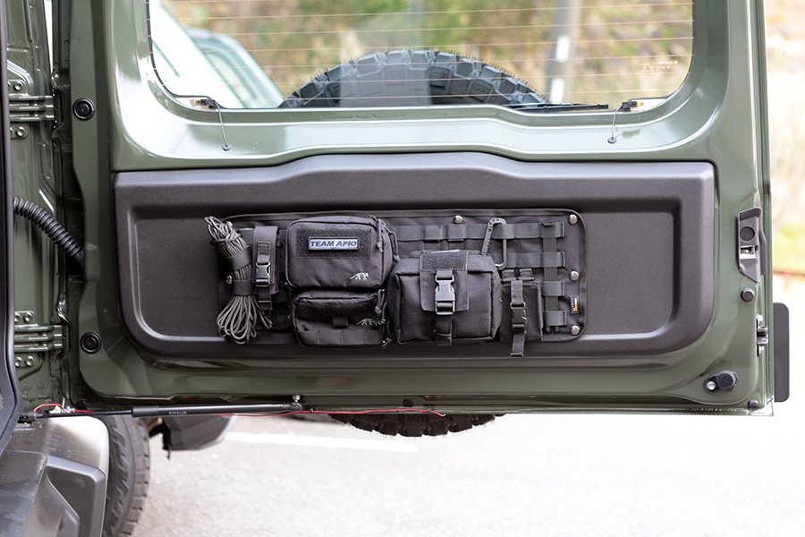 توییتر \ APIO@LIFE IS JIMNY در توییتر: «リアゲートモールシステムのジムニーJB64,JB74のマッチングについてですが、実際に行ってみた結果、装着は可能でした。 しかしJB64,74の内張裏には補強のリブがあるためおおよそセンターに取り付けると1箇所から2箇所くらいこの ... توییتر \ APIO@LIFE IS JIMNY در توییتر: «リアゲートモールシステムのジムニーJB64,JB74のマッチングについてですが、実際に行ってみた結果、装着は可能でした。 しかしJB64,74の内張裏には補強のリブがあるためおおよそセンターに取り付けると1箇所から2箇所くらいこの ...