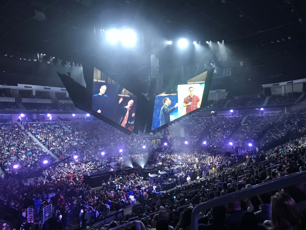 prayrunrepeat's tweet image. Tips for Attending Passion Conference pray-run-repeat.com/2018/11/27/tip…