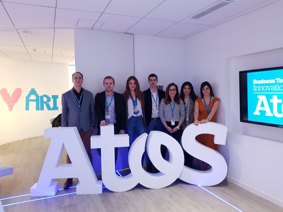 AnaMoralesPerez's tweet photo. Listos para la segunda edición del #ARIDigitalShow 🔝🔝🔝 @AtosES https://t.co/1rcTnRvZ6S