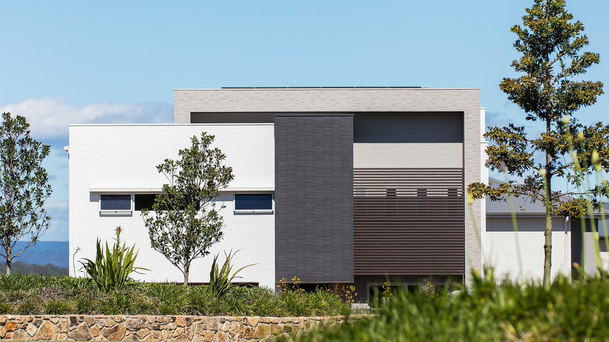 Having already constructed over 35,000 net-zero-energy homes in Japan, we're now bringing this experience to Australia with SHINKA House, our first net-zero-energy home outside of Japan.
bit.ly/2SgGv5W
#SHINKAHouse #netzeroenergy #homeconstruction #housesofthefuture