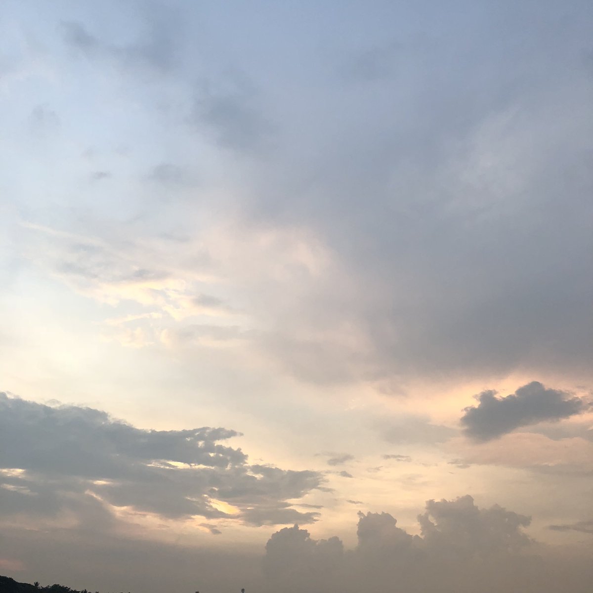 sstoppp__'s tweet photo. น่ารักดี. https://t.co/bpOaZmtibD