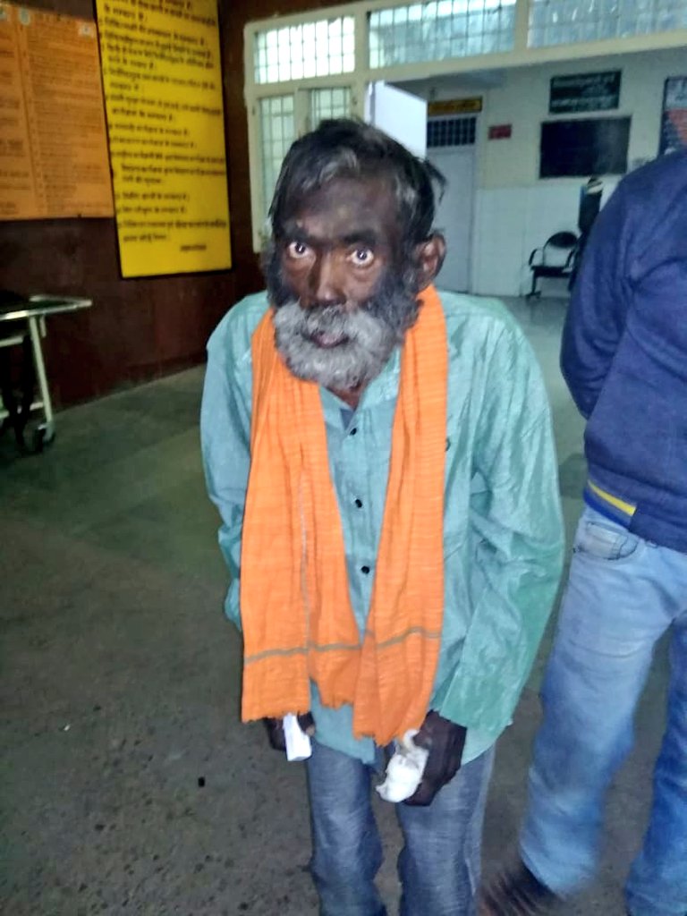 रंजिशन बर्खास्त हेड कांस्टेबल👮😷🤕 tweet media