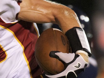 Voting is now open for our All-Region football team. So much talent to choose from this season. Should be a great team. columbian.com/news/2018/nov/…