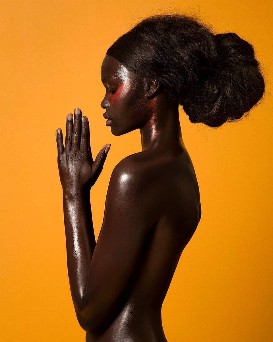 voitbrand's tweet photo. Melanin #ShujaaPride #MarsLanding #Newsnight #modeling #fashion #music https://t.co/G7x9RzR6No