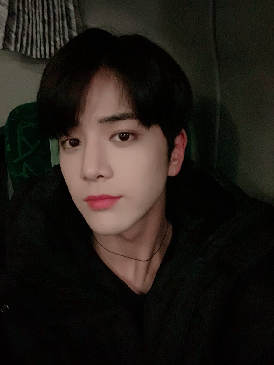 WE_THE_BOYZ's tweet photo. (영훈) 사진 방출 
comeback D - 2 https://t.co/hTLcLBVFWR