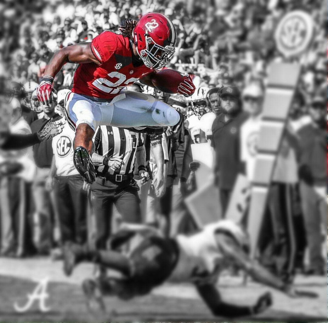 djTide2013's tweet image. #RollTide 
#Jumpman
#TriangleButton
🎮