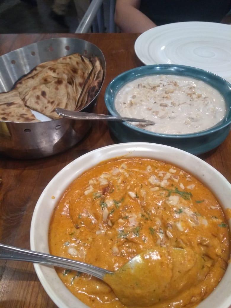 karmagal91's tweet photo. Go yum-yum with this dry fruit sabzi of WALNUTS, cashews and cream, making for a rich gravy @indranwillteach  went for lunch yesterday to @neelrestaurant, coming back satisfied  Celebrating #FBAICaliforniaWalnutMonth menu @cawalnutsindia @foodbloggerai https://t.co/VQlYomP7yW