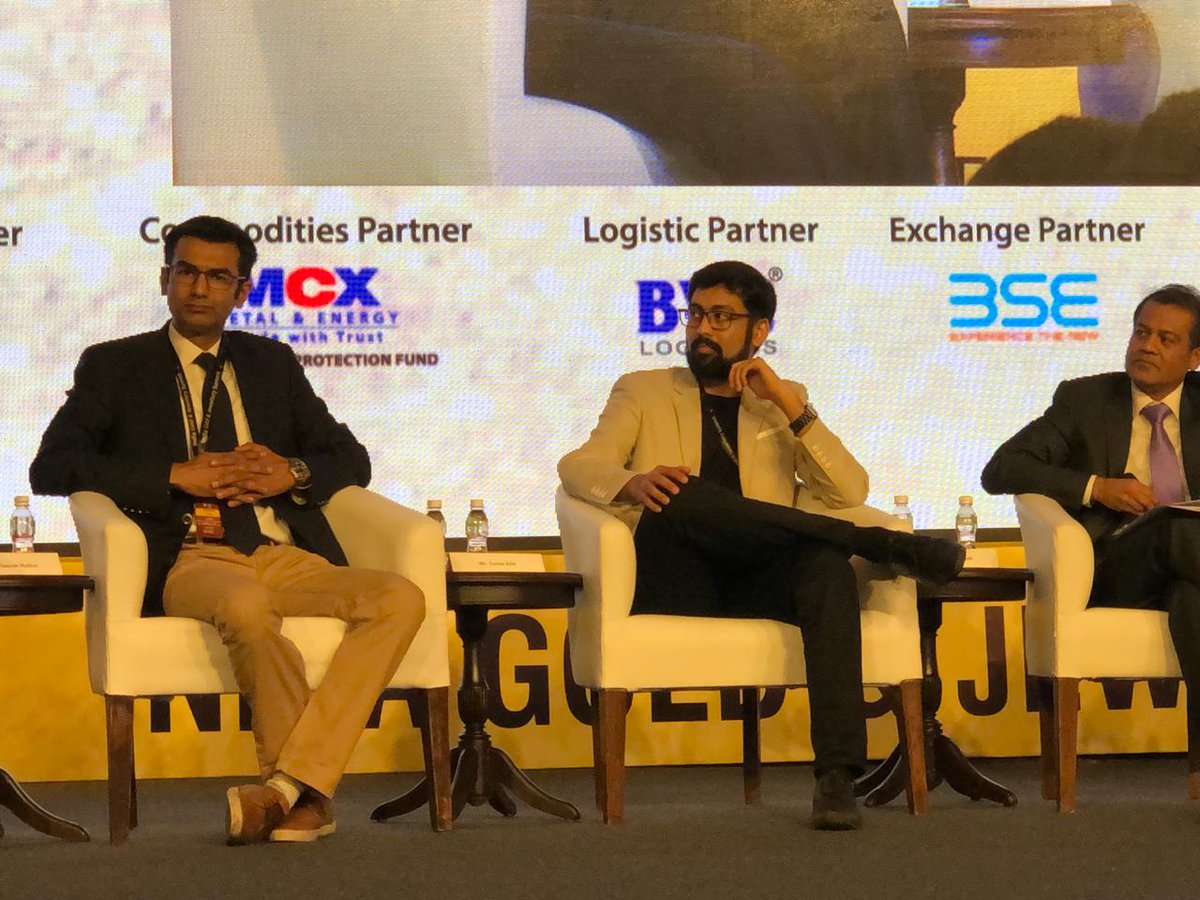 SafeGold_India's tweet photo. Here's a glimpse from the insightful session where our CEO, Gaurav Mathur, was in a panel discussion about ’Technology and Innovation in Jewellery Manufacturing - Doubling of Exports’ at the 2nd edition of 'India Gold & Jewellery Summit' lead partner @GOLDCOUNCIL
#IGJS2018 https://t.co/PBMDFbtdNB