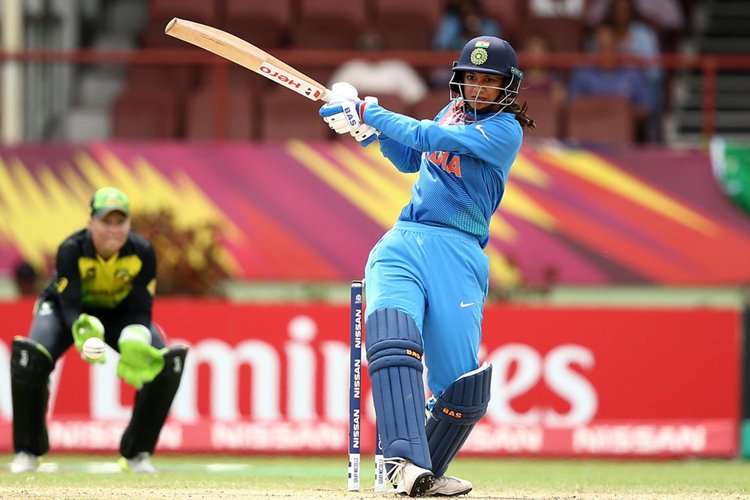 indiatvnews's tweet photo. Smriti Mandhana signs with Hobart Hurricanes for #WBBL4 https://t.co/EDrzwjDkEw https://t.co/35Jx5eobYt