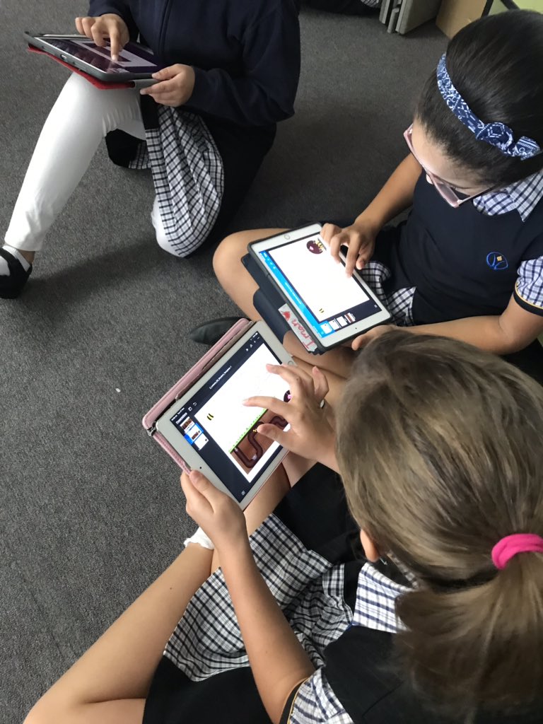 lade_elizabeth's tweet image. 5A enjoying writing Pseudocode to debug their own and classmates tunnnel bug game levels @VISSDigitalTech @Every1CanCode #getstartedwithcode2