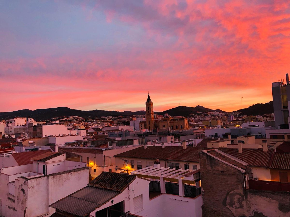 Buenos días desde #Marmoles! <a href="/elsurcl/">Diario El Sur</a> <a href="/malagahoy_es/">Málaga Hoy</a> <a href="/malaga/">Ciudad de Málaga</a> <a href="/opiniondemalaga/">La Opinión de Málaga</a> <a href="/malaga/">Ciudad de Málaga</a>