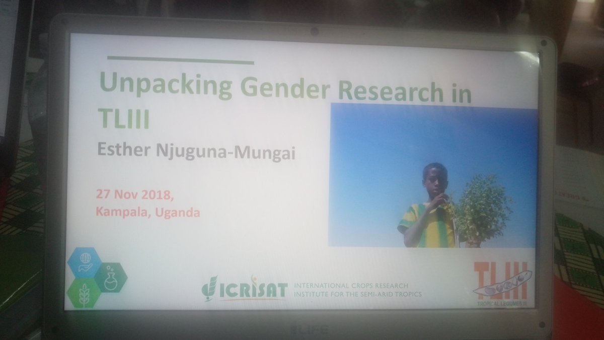 ElizabethAsiimw's tweet image. Happening now: Dr @EsNjuguna of @ICRISAT updates the @GREATAgResearch team on the status of gender research in the @tropicallegumes project. #GREATTLIIICourse