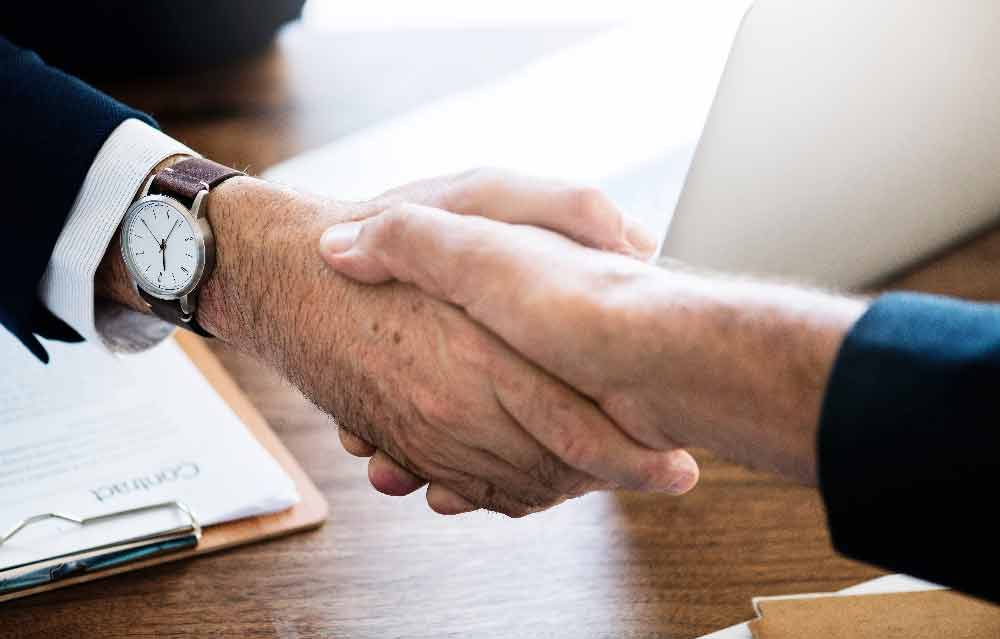 Obtenir un diplôme est un challenge personnel, une volonté de se prouver à soi-même sa valeur professionnelle. Découvrez notre nouvel article ➡️ fc-idrac.fr/actualites/un-… #formation #diplome #evoluer