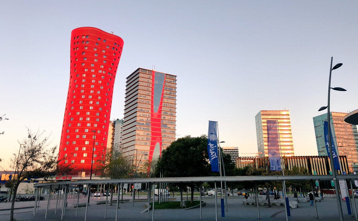philinbcn's tweet photo. @CCIBonline @IBTMevents @BarcelonaInfoEN #IBTMWorld starts today, great way to start the day! https://t.co/wmJUON9nWp