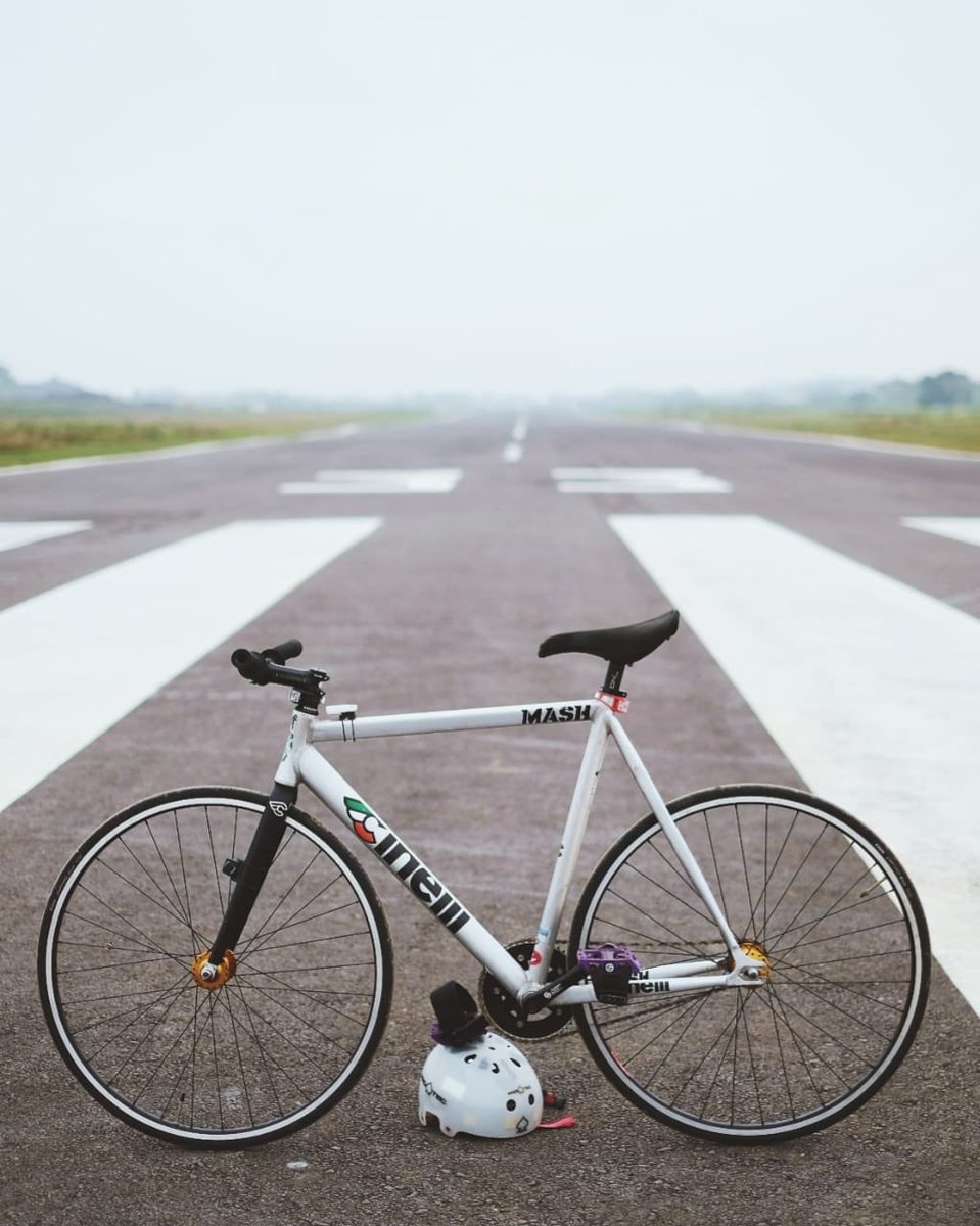 Wts Fullbike Cinelli mash Size 55 , 9.5jt
Gratis ongkir se jawa
Wa : 08176604270
#fnfjb #arjb <a href="/ag_bike/">AG Bike Repairs</a> <a href="/FnFjb/">FnF Jual Beli</a> <a href="/fix_fixed/">Fix_Fixed</a> <a href="/AlcatrazTrack/">Acz Track</a> <a href="/Indotrack/">Indonesia Track Bike</a> <a href="/trackcyclery/">Track Cyclery JKT</a>