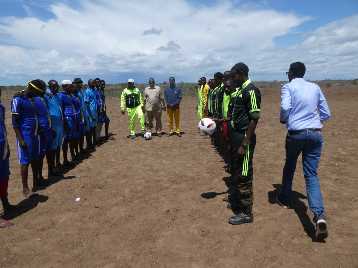 kasmodev's tweet photo. Phase 2: Civil Engagement 
In Kismayo and Baidoa (Bula Gadud &amp; Deynuunay), we are providing basic needs such as healthcare, education resources, &amp;sports equipment. This encourages the youth to find common grounds&amp;work together #Kismayo #Baidoa #Stabilization https://t.co/y98y2UcrBb