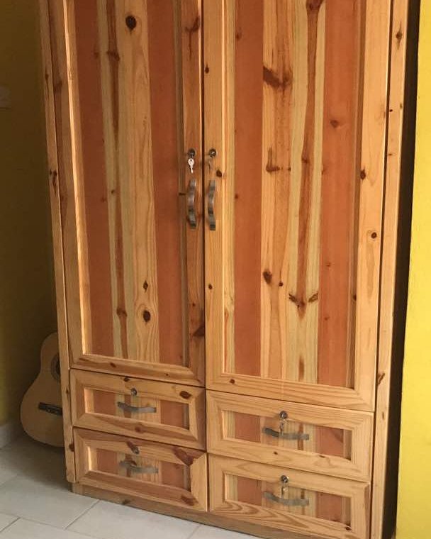 work_row's tweet image. 