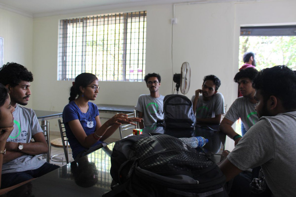 lvaguez's tweet photo. Had a good time with @arunasank discussing at @debutsavkochi on how can @thisisSDS grow while promoting more students to contribute to Debian.
#StuDevSoc #DebUtsavKochi18 https://t.co/JaYzHe004R