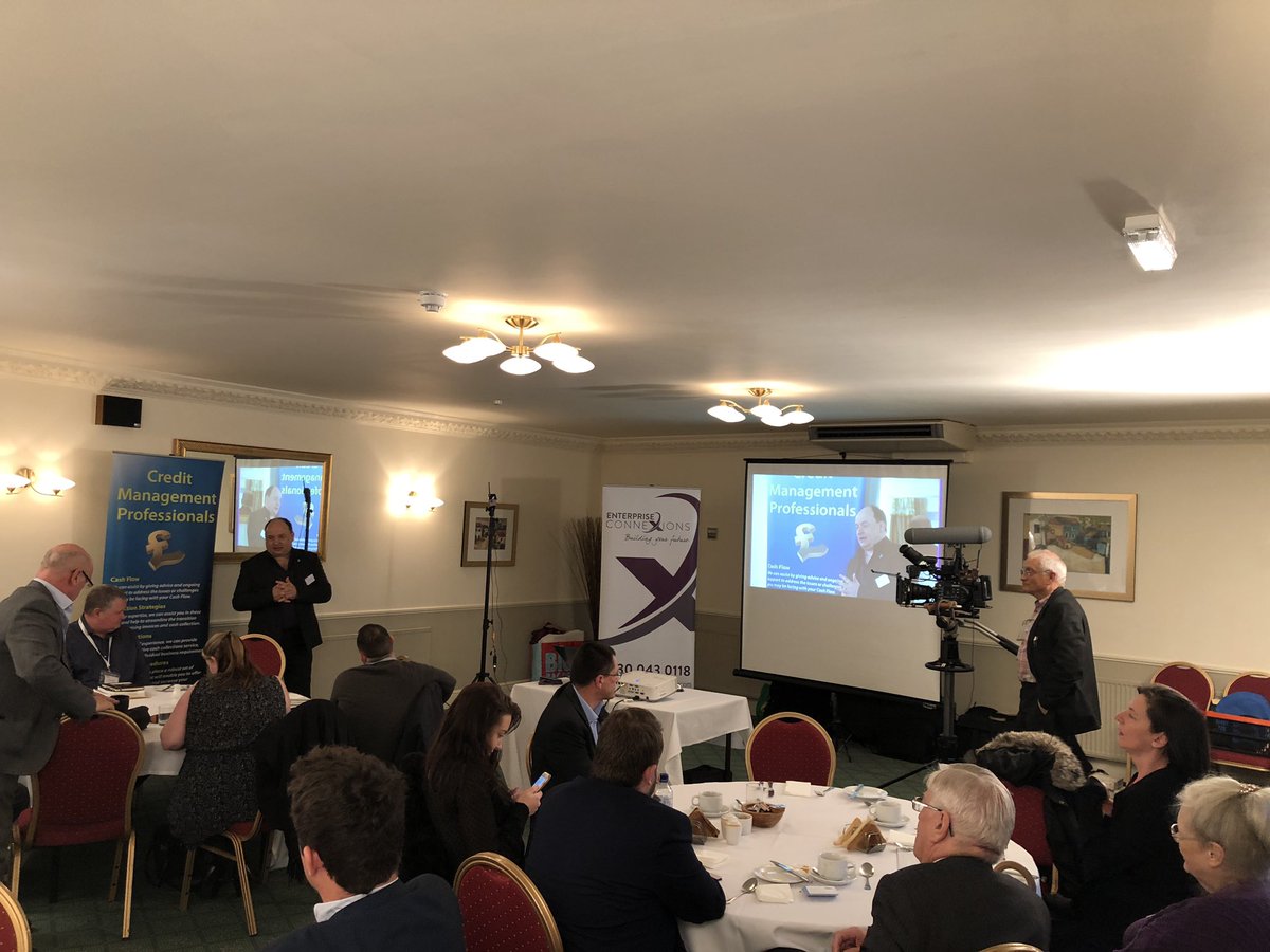 A room full all promoting their businesses this morning. New conneXions being made, great atmosphere. #ECX100 #Alton #business #networking