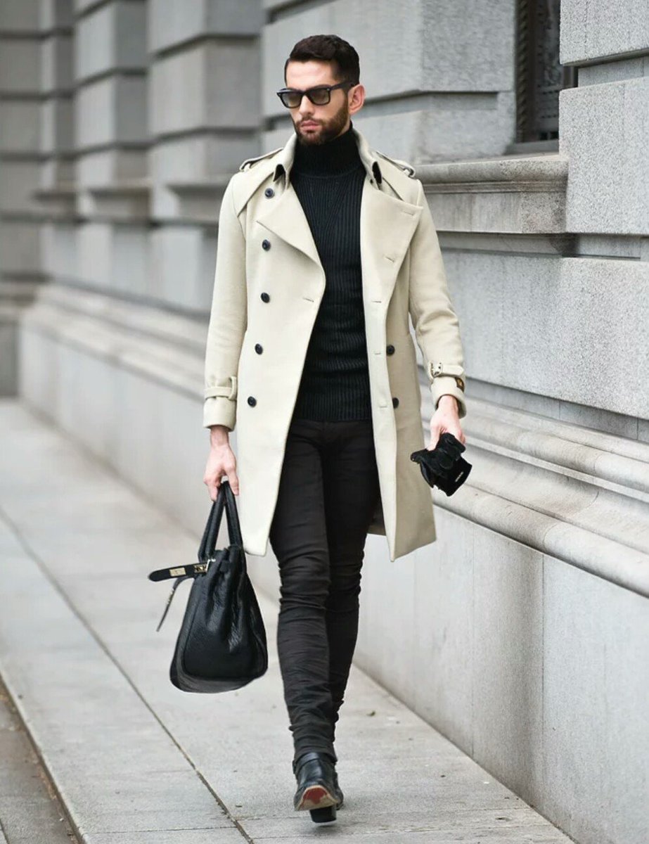 BOBS_KYOTO's tweet photo. 【DUOMO】
￥27500+tax
BLACK,BEIGE,GRAY

ボブズ定番のベーシックでシンプルなトレンチコート★ 
GRYは軽量かつ防寒性を高めたマイクロスエード、BLk,BEIGE・ウールメルトン素材仕様☆
普段着からビジネスまで幅広く活用できます♪
 #バッファローボブズ #河原町OPA #コート https://t.co/wBhe6KY2Af