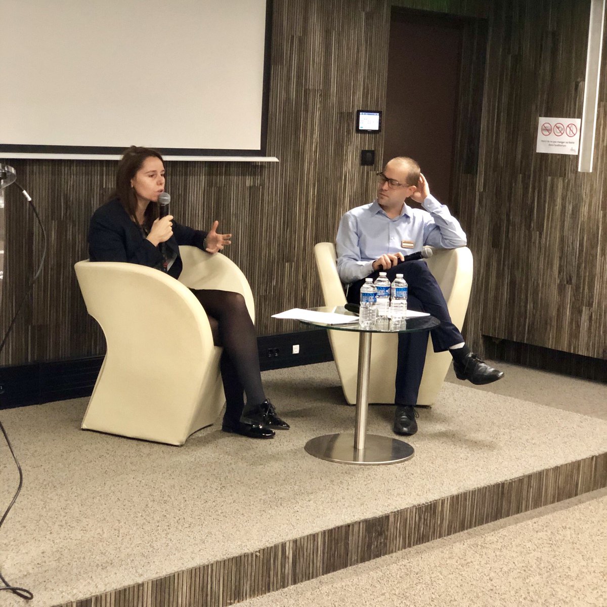ferpection's tweet photo. « Dans un parcours potentiellement ‘inquiétant’ comme la création d’un compte bancaire, l’agent conversationnel n’est pas forcément à choisir par rapport à un formulaire bien construit » Marie de @CA_TS_  #FerpectBreakfast https://t.co/BZ8h40IRWa