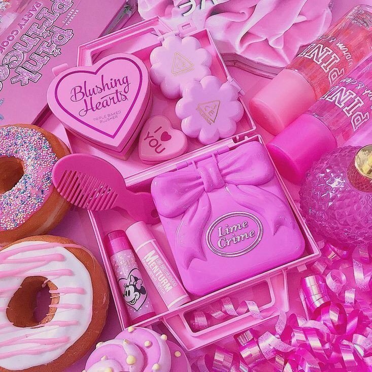 LetitBe_Beauty's tweet image. 💞💞💞
@limecrimemakeup #PocketCandy wonderland via @xcandylandkidsx 💞
.
.

#LimeCrime #LC #limecrimelipstick #velvetines #liquidmatte #limecrimevelvetines
#letitbebeauty #beautyproducts #beauty #cosmetics #makeup #fragrance #perfume #skincare #haircare #beautytools #tan