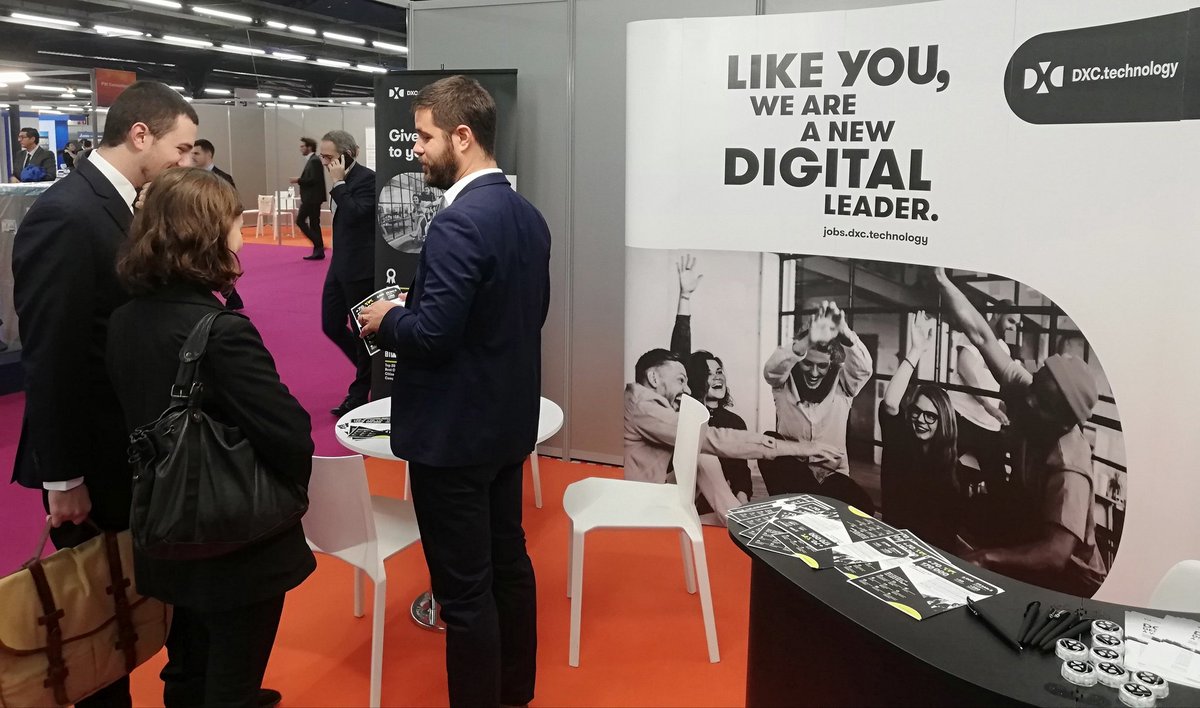 MagdaNikolova's tweet photo. Venez-nous rencontrer au forum @ArtsetMetiers_, stand 71! #DXCcampusTour https://t.co/Mr3xhMiQUA