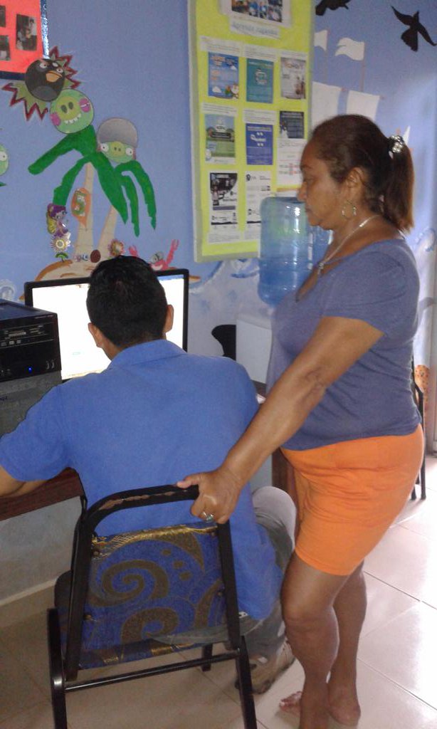 ilkadiaz_18's tweet photo. Hoy estudiantes de IPER realizan sus examenes, continuamos con capacitate para el empleo @Infoplazass #YoSoyinfoplazasaip  #Momentosinfoplazas  #LosSantos242 @LuisCisneross @victorm_d @DachizuMadai https://t.co/zmBOkPZFxE