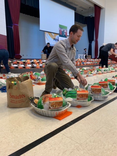 LarsonCPA's tweet photo. Here's a glimpse into the work behind putting together #Thanksgiving meals with @forthekidsorg. @hodshot @djbringhurst @julie_linton @abby_mecham @gdouglasgeri @jaredsburge @AllisonJohnson5 #GivingBack https://t.co/pOaPidZAtQ