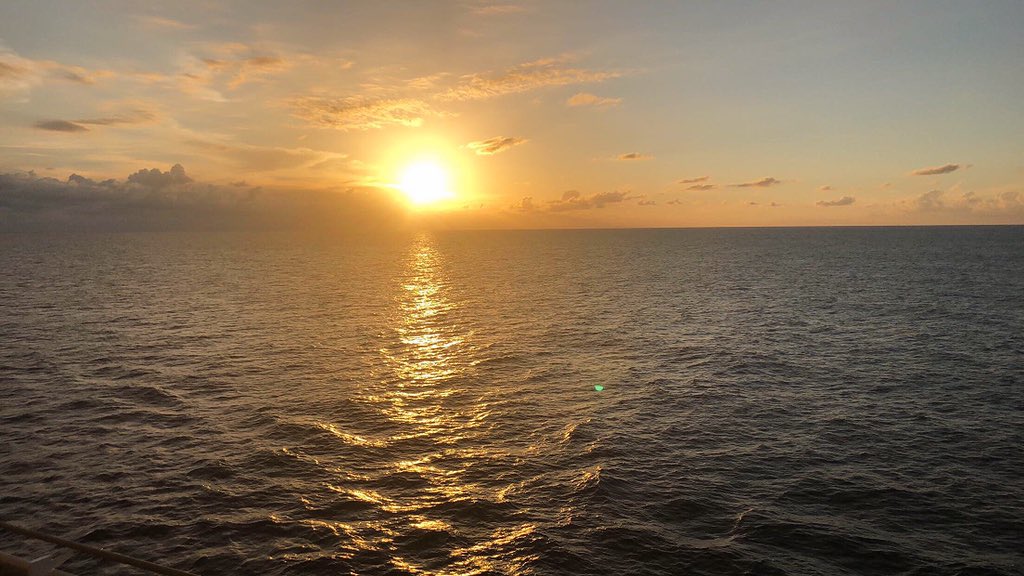 SunsetsSunrise1's tweet photo. https://t.co/kCJ4rG21Io