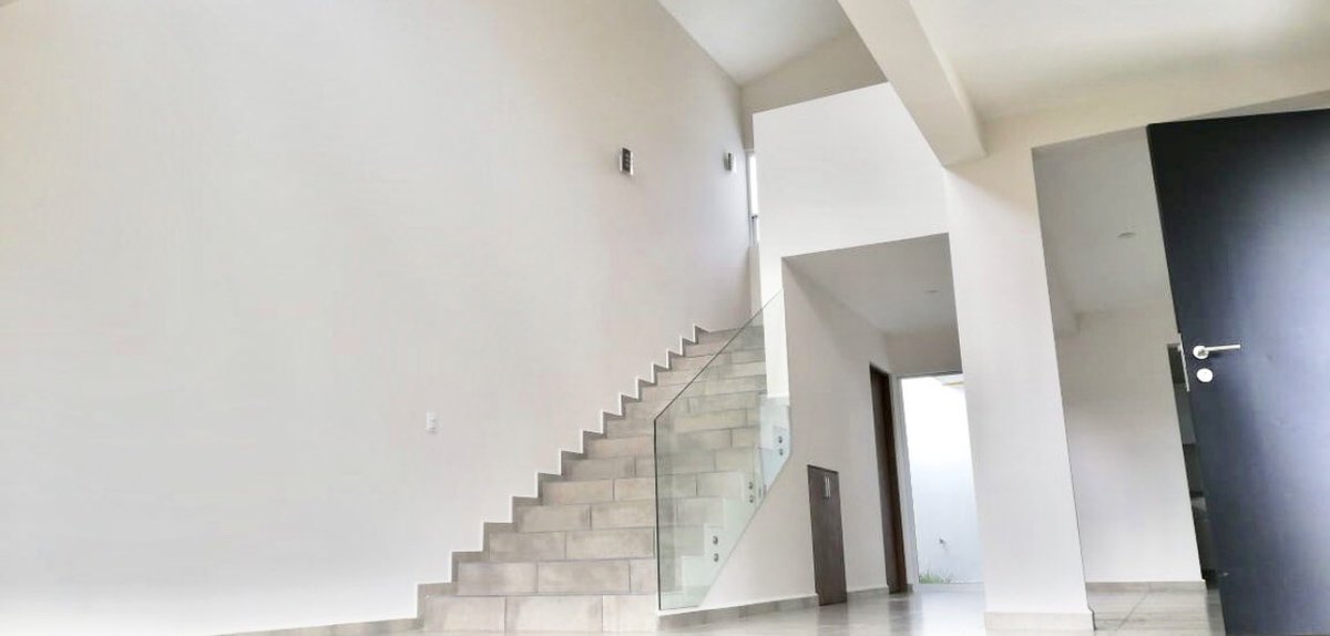 ViuHomes's tweet photo. VIU Homes Abetos, casas en venta en Real del Bosque Querétaro, entrega inmediata @ViveQueretaro @HolaQueretaro https://t.co/Dp7myRcfst