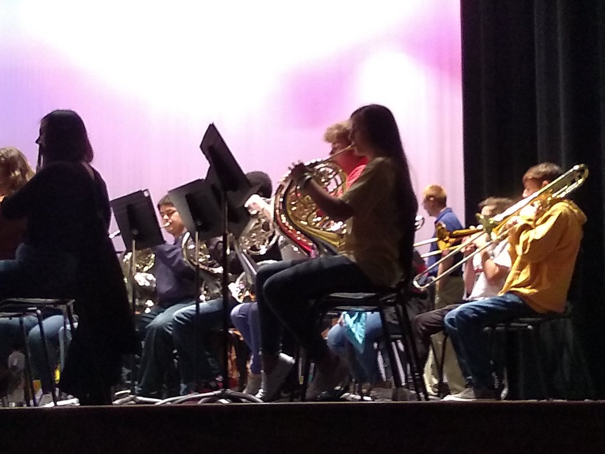 danneydailey's tweet image. @FCSchoolsNC #FCSempowersFineArts #FCSBestChoice 2018 High School All-County Band Practice at BHS with guest Clinician, Dr. Jennifer Walter. Impressive!