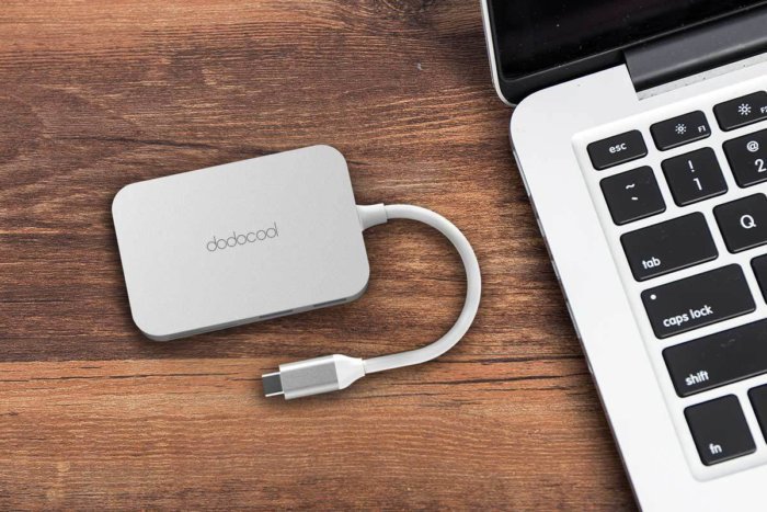 dodocoolJapan's tweet image. dodocool 7ポートUSB-Cハブ
パソコンに周辺機器を接続する多い方におすすめ💡
詳細はこちら：amazon.co.jp/gp/product/B07…
#dodocool #ハブ #パソコン