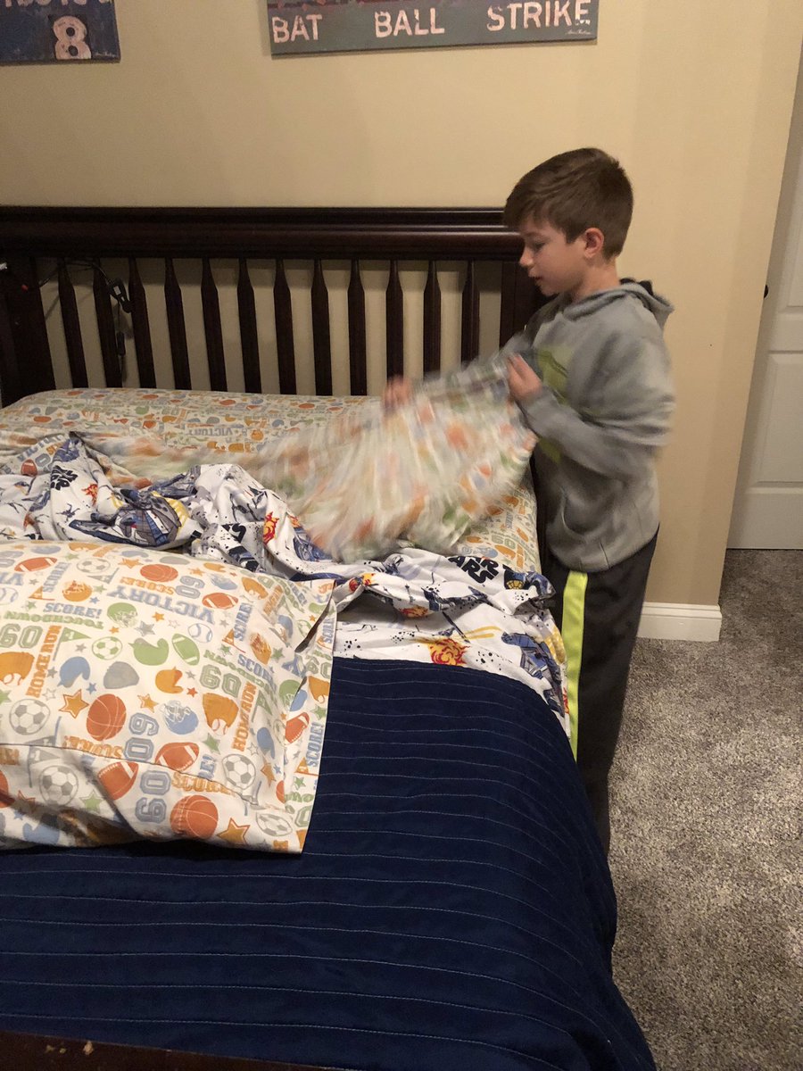 estelleprinz's tweet photo. Teaching kids that their responsibilities should be completed without burdening others. Here are some pics of neat and tidy rooms and proud students. Taking care of business. #PantersEngaged #pkesadmin https://t.co/iRkXMNjn1l