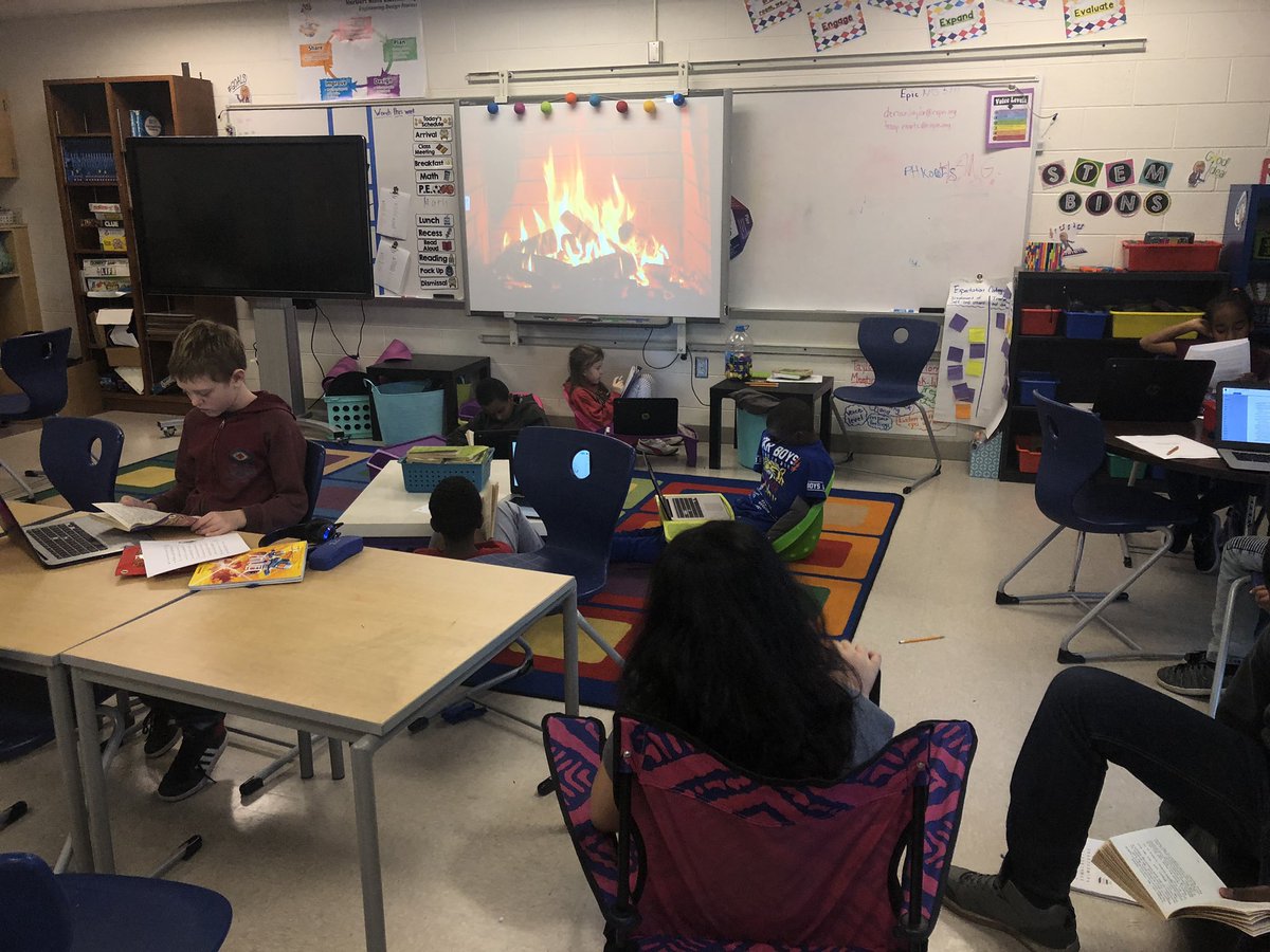 MrsTaylorReyn's tweet photo. We started our mystery books by the Fireplace #REYNproud #hmstemtigers #engagehm https://t.co/5VysDoWxSl